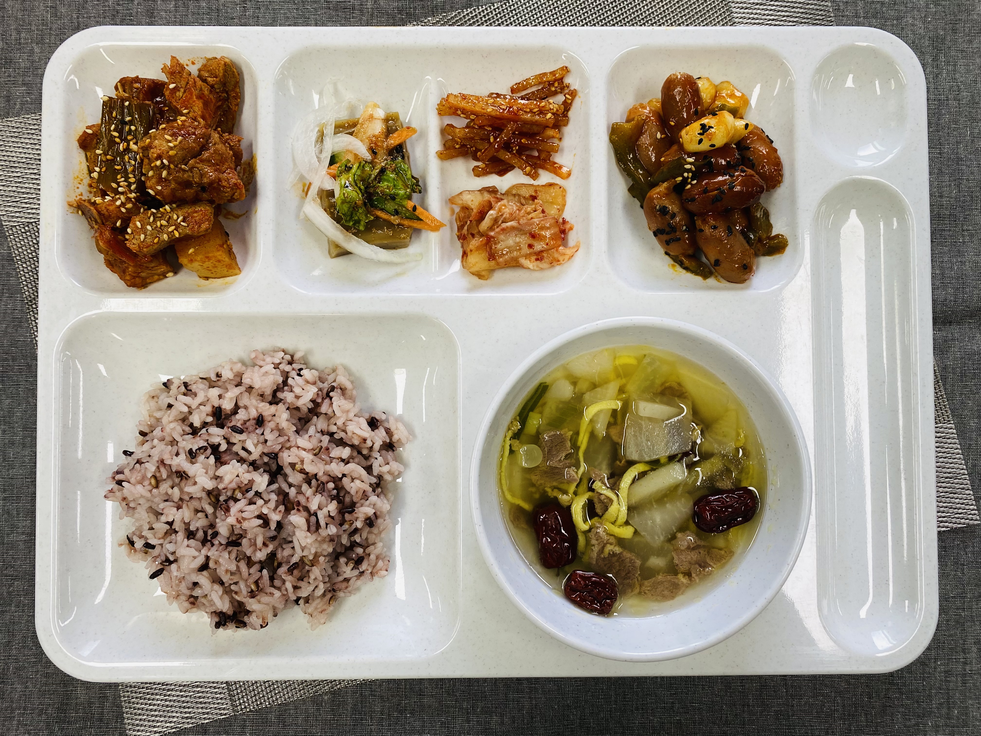 돼지갈비 정식